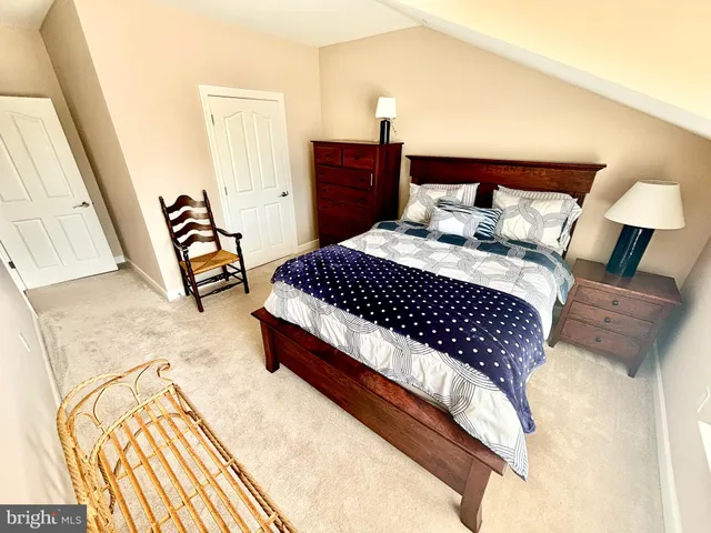 $427,400 | 600 Edelen Station Place, Unit 7402, La Plata, MD 20646