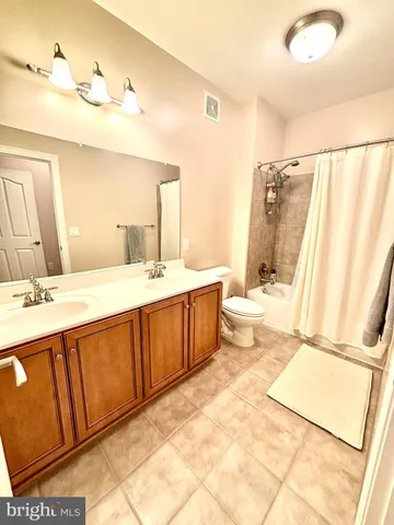 $427,400 | 600 Edelen Station Place, Unit 7402, La Plata, MD 20646