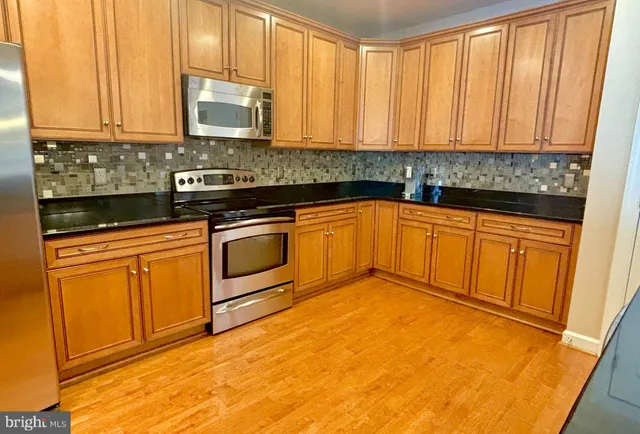 $427,400 | 600 Edelen Station Place, Unit 7402, La Plata, MD 20646