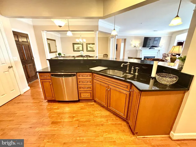 $427,400 | 600 Edelen Station Place, Unit 7402, La Plata, MD 20646