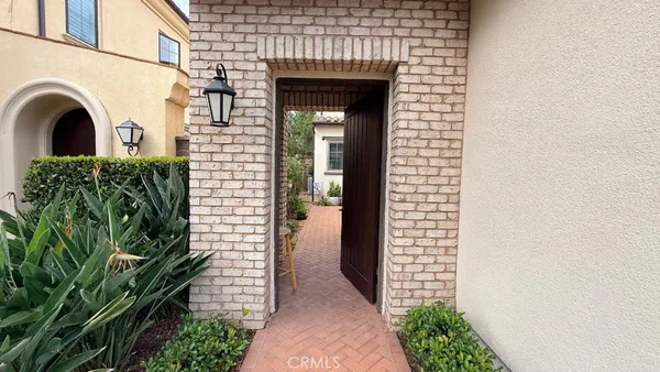 $5,500 | 55 Farmhand, Irvine, CA 92602