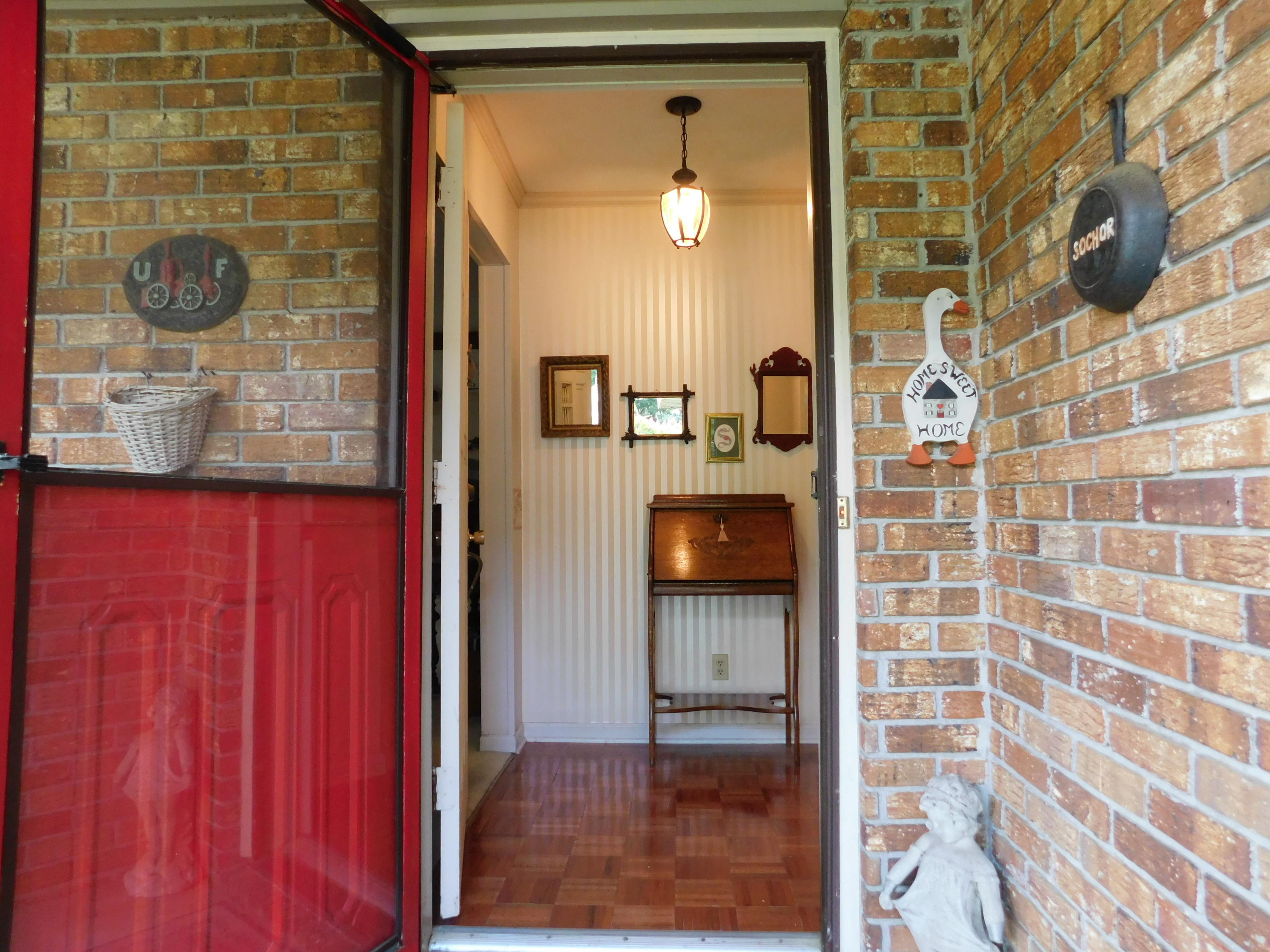 318 Heber Road Summerville, SC 29485 - Photo 2 of 21 DSCN0399