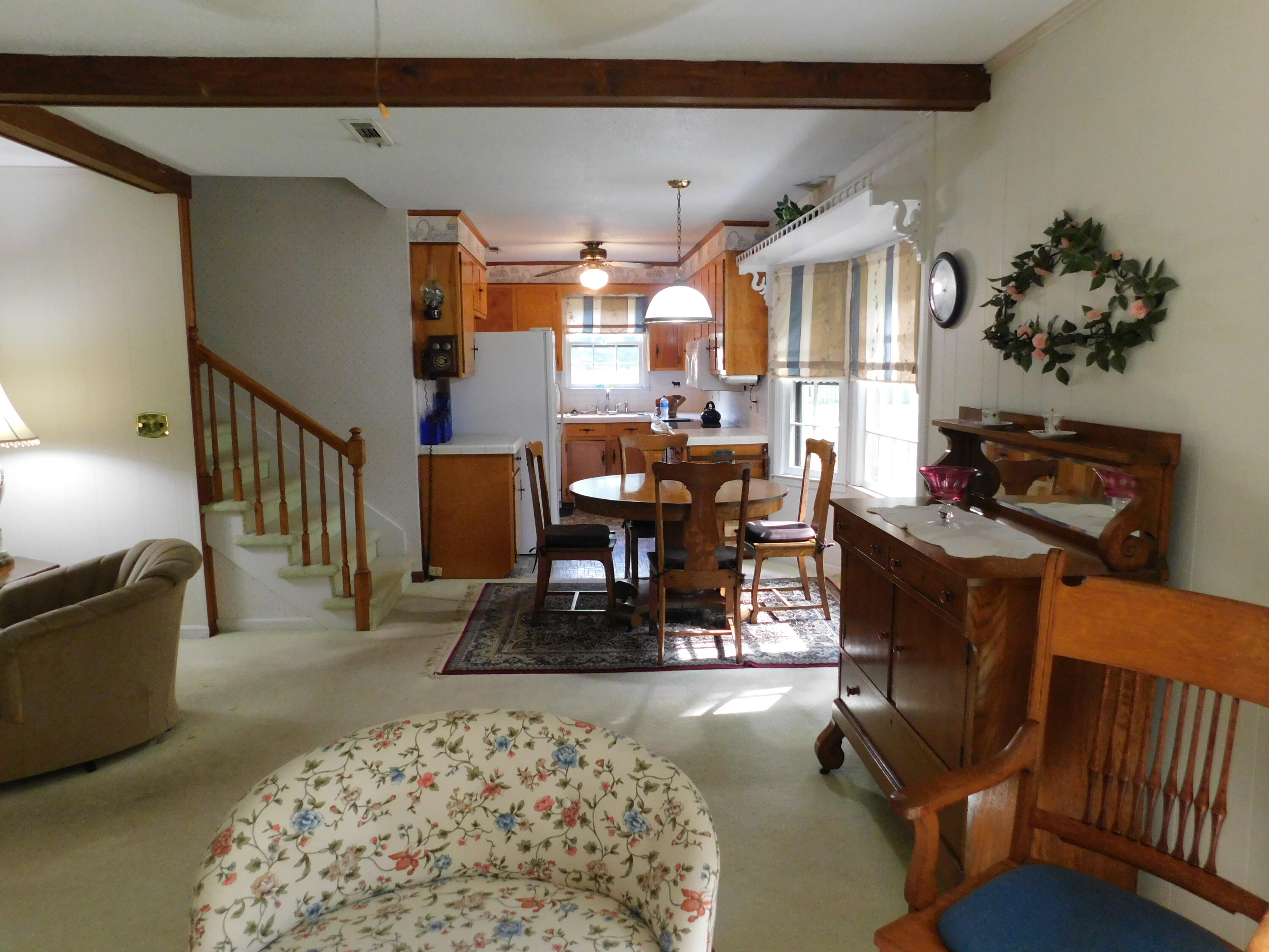 318 Heber Road Summerville, SC 29485 - Photo 11 of 21 DSCN0387