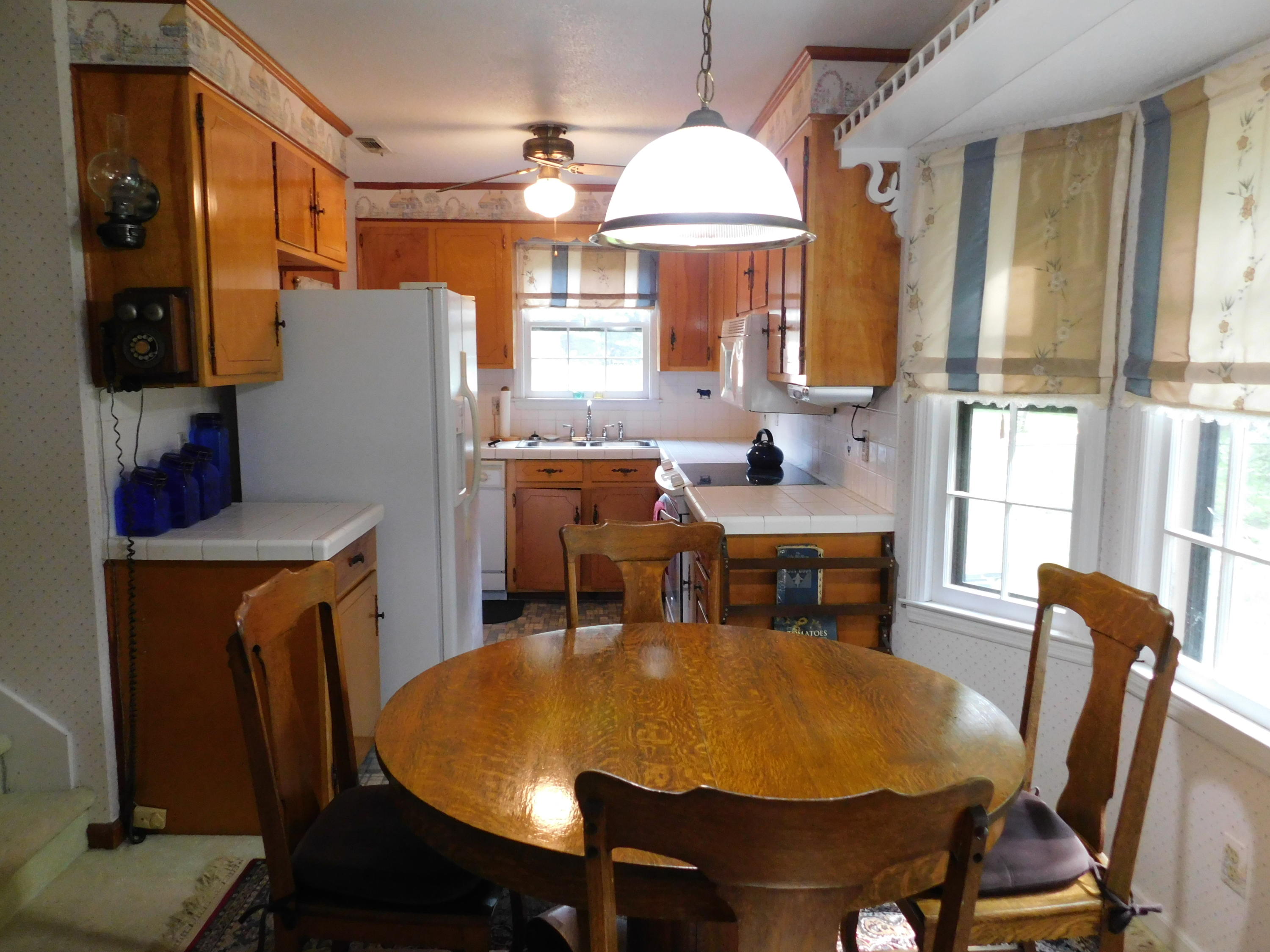 318 Heber Road Summerville, SC 29485 - Photo 10 of 21 DSCN0408
