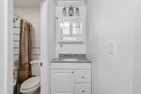 $580,000 | 278 Monmouth Street, Unit 2L, Jersey City, NJ 07302