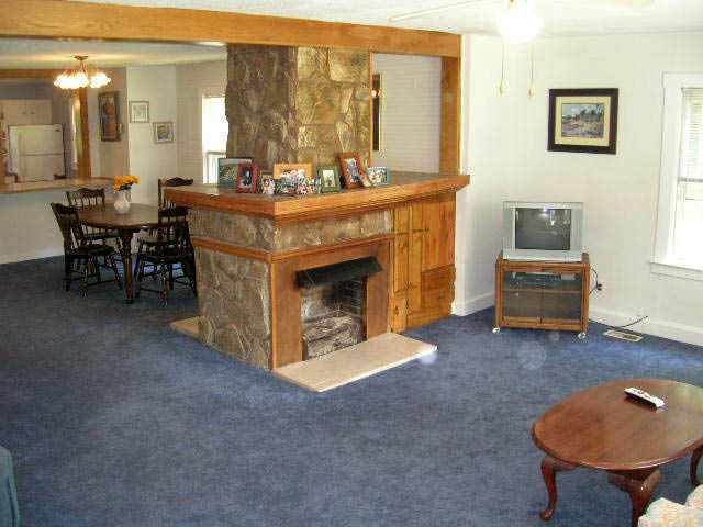 242 Farrs Bridge Road Pickens, SC 29671 - Photo 2 of 16 Gallery Image 2