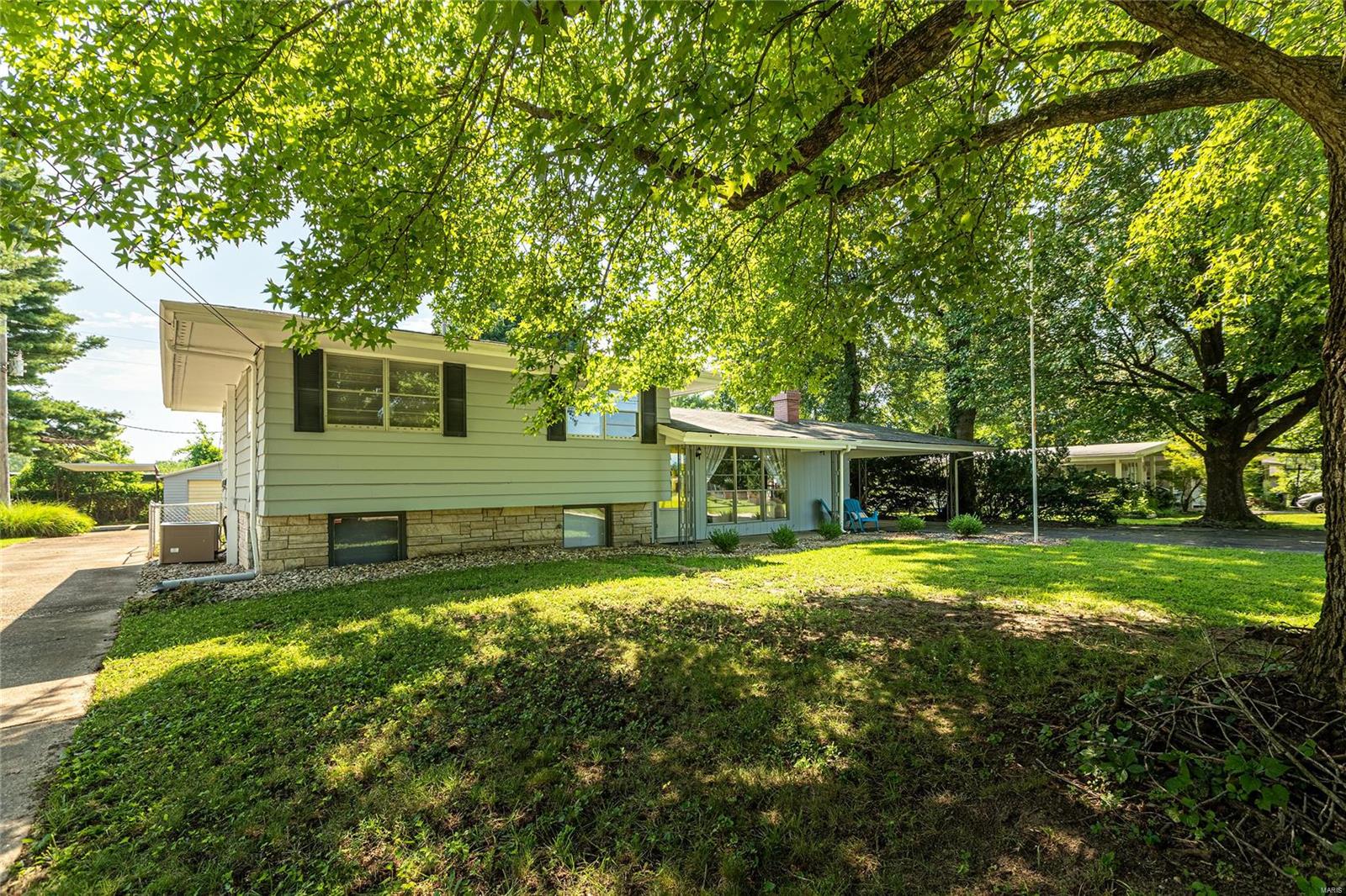 213 North Tower Road Carbondale, IL 62901 - Photo 2 of 30 Gallery Image 2