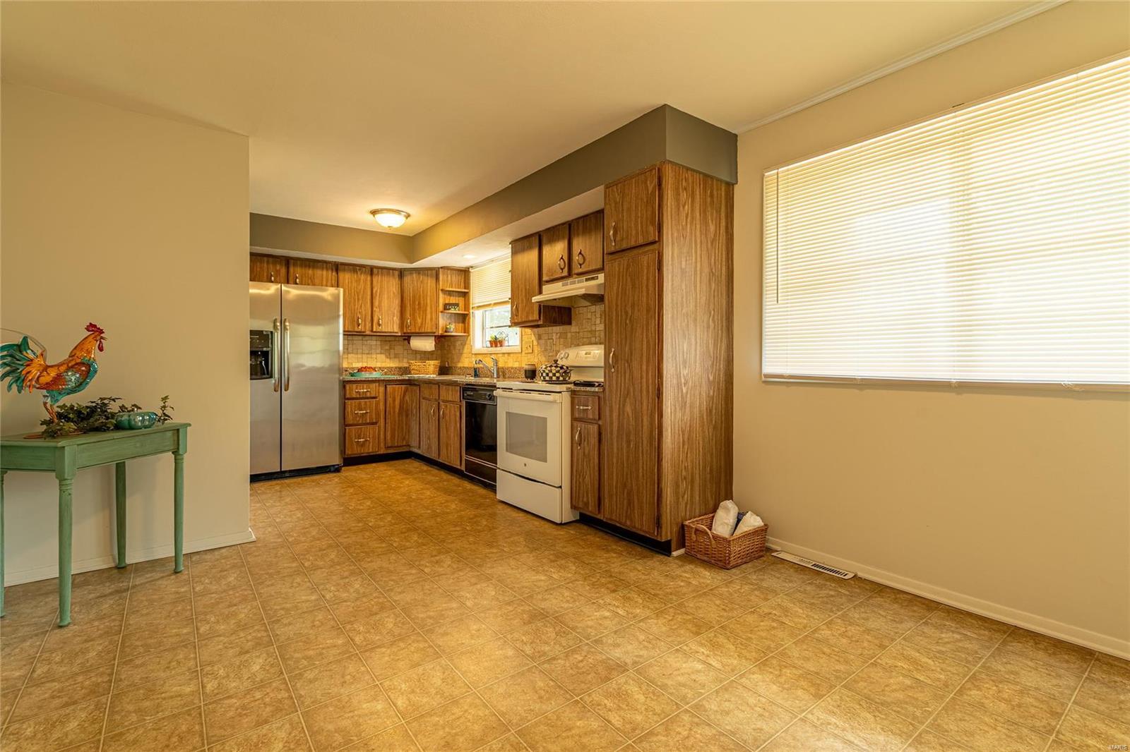 213 North Tower Road Carbondale, IL 62901 - Photo 9 of 30 Gallery Image 9