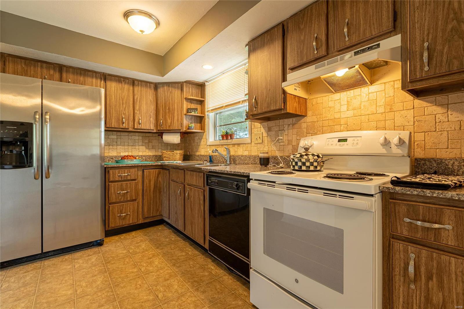 213 North Tower Road Carbondale, IL 62901 - Photo 10 of 30 Gallery Image 10
