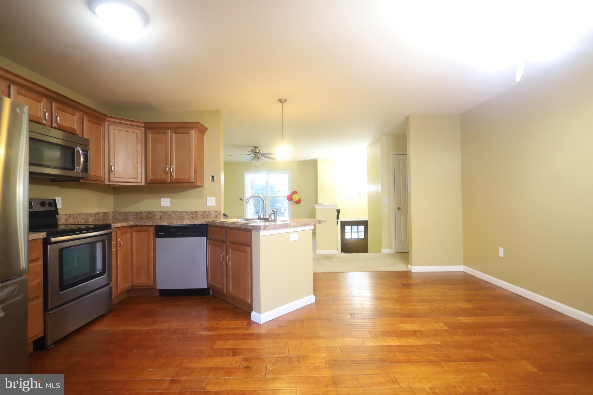 114 Shell Street Harrisburg, PA 17109 - Photo 6 of 25 Gallery Image 6