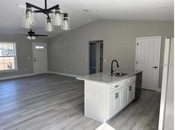 $1,550 | 2434 West Menores Drive, Citrus Springs, FL 34434