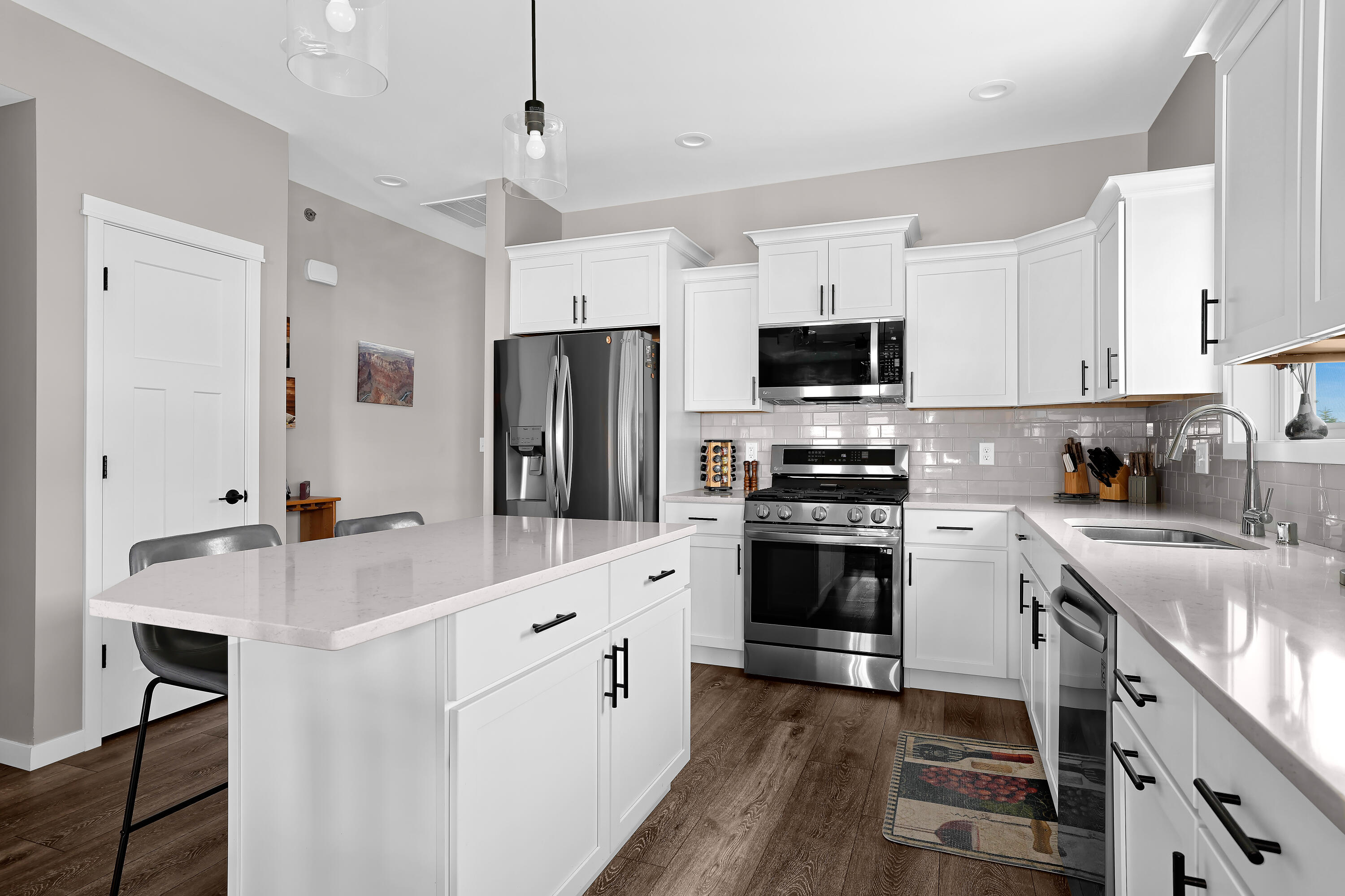 1715 Red Clover Street Holmen, WI 54636 - Photo 10 of 23 Kitchen