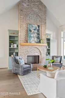 $872,000 | 202 Sabal Grv Lane, Youngsville, LA 70592