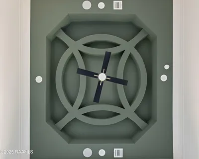 $872,000 | 202 Sabal Grv Lane, Youngsville, LA 70592