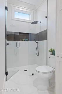 $872,000 | 202 Sabal Grv Lane, Youngsville, LA 70592