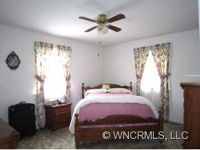 29 Rippling Stream Drive Candler, NC 28715 - Photo 13 of 24 Gallery Image 13
