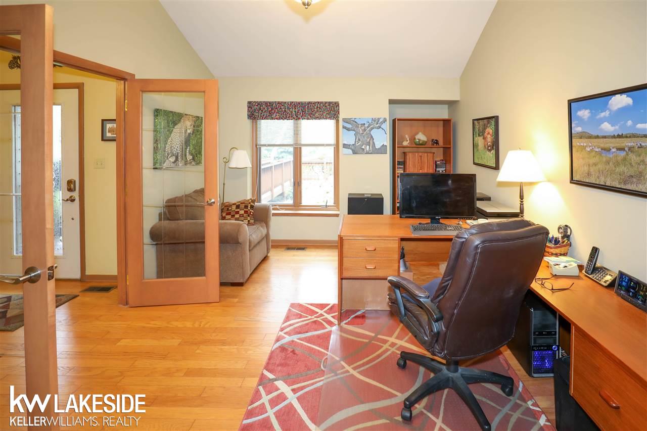 432 East Tienken Road Rochester Hills, MI 48306 - Photo 12 of 45