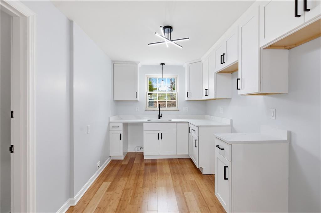 772 Scott Road Pittsburgh, PA 15228 - Photo 11 of 30