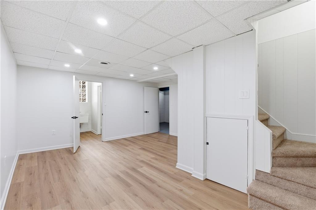 772 Scott Road Pittsburgh, PA 15228 - Photo 23 of 30