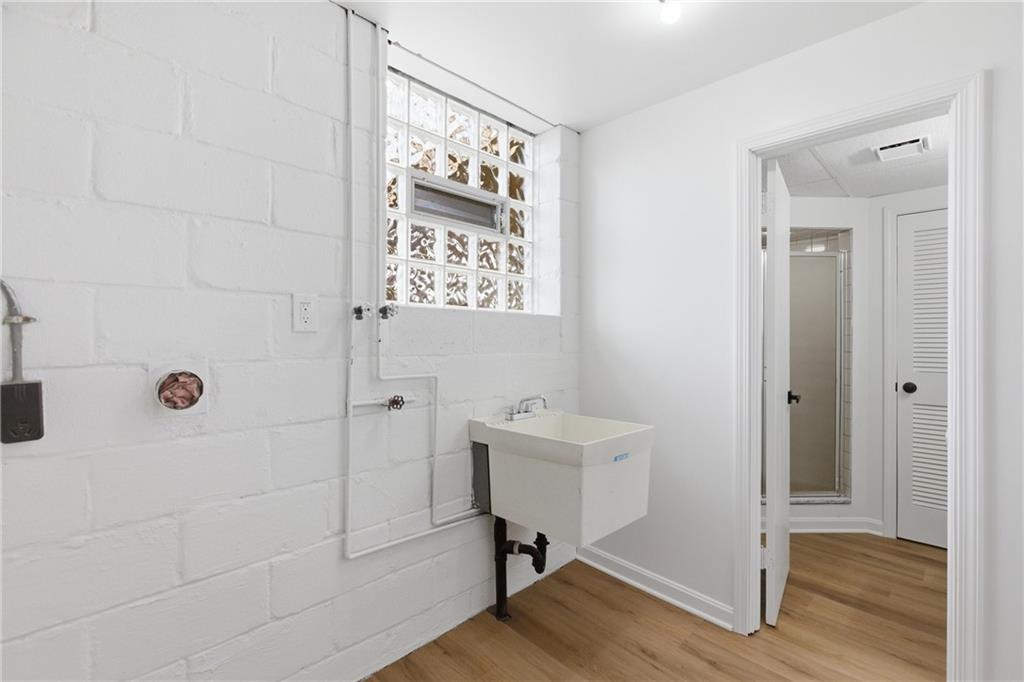 772 Scott Road Pittsburgh, PA 15228 - Photo 26 of 30