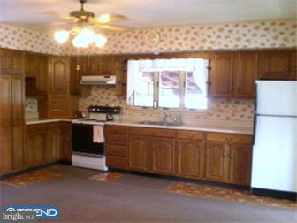 2896 Fairgrounds Road Ashland, PA 17921 - Photo 6 of 12 Kitchen