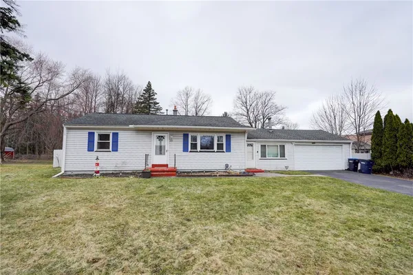 $2,300 | 889 Long Pond Road, Greece, NY 14626