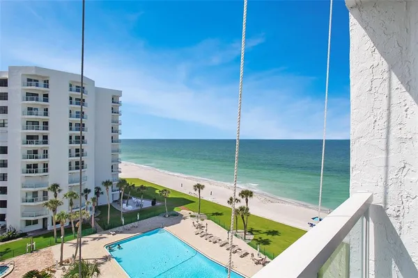$7,500 | 1050 Longboat Club Road, Unit 702, Longboat Key, FL 34228