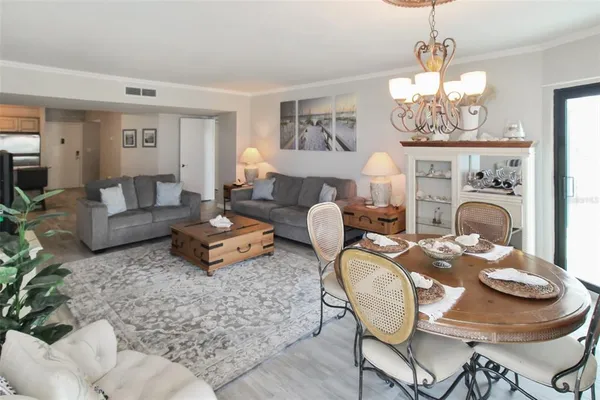 $7,500 | 1050 Longboat Club Road, Unit 702, Longboat Key, FL 34228