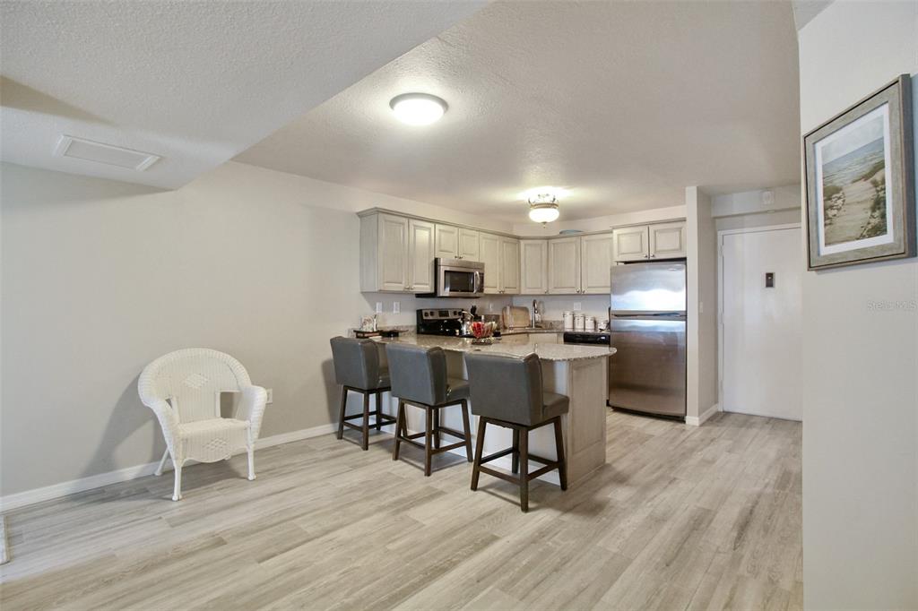 1050 Longboat Club Road, Unit 702 Longboat Key, FL 34228 - Photo 29 of 46