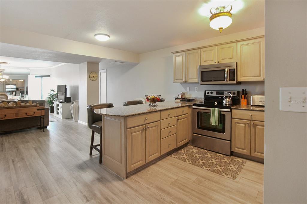 1050 Longboat Club Road, Unit 702 Longboat Key, FL 34228 - Photo 3 of 46