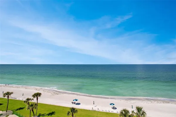 $7,500 | 1050 Longboat Club Road, Unit 702, Longboat Key, FL 34228