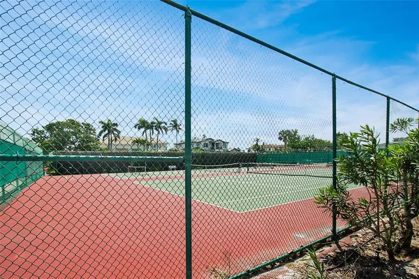 $7,500 | 1050 Longboat Club Road, Unit 702, Longboat Key, FL 34228