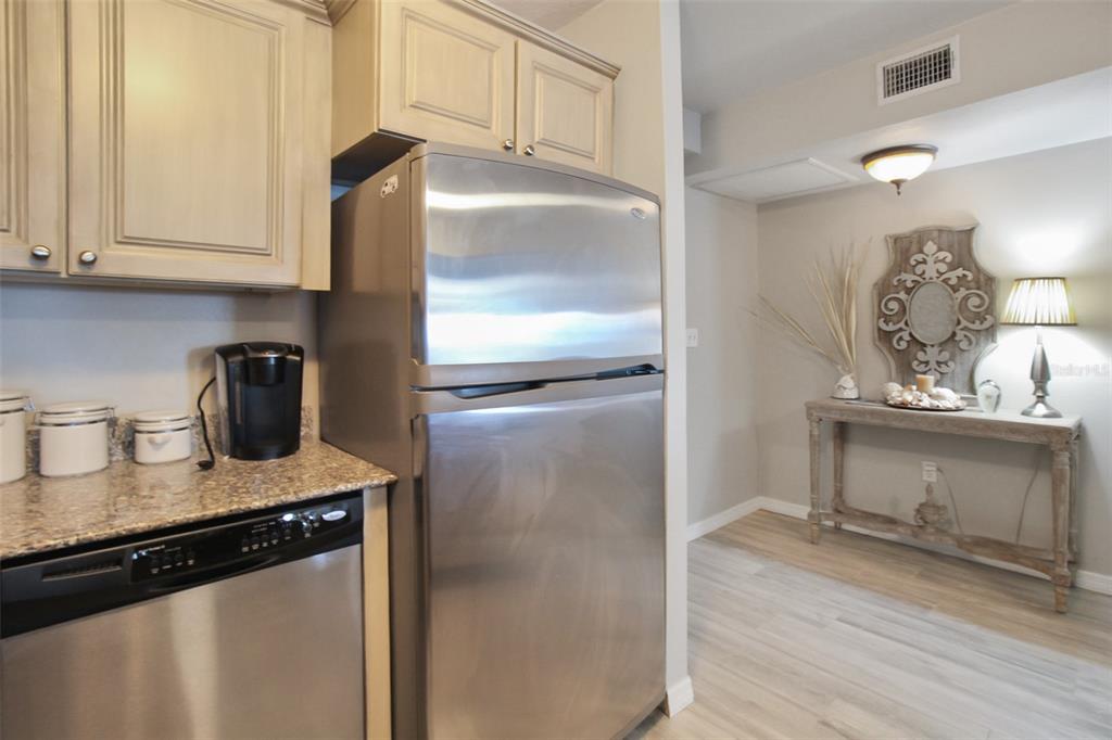 1050 Longboat Club Road, Unit 702 Longboat Key, FL 34228 - Photo 6 of 46