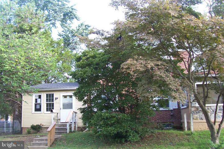 1515 Minnesota Road Camden, NJ 08104 - Photo 1 of 14 Front