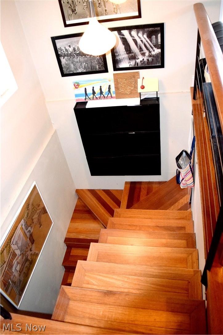 1558 South Cleveland Massillon Road Akron, OH 44321 - Photo 19 of 33 Private back stairwell to office off master from garage