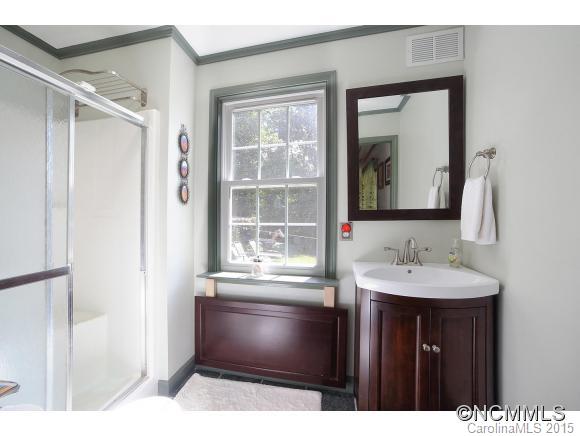 2066 Chinquapin Road Canton, NC 28716 - Photo 11 of 14