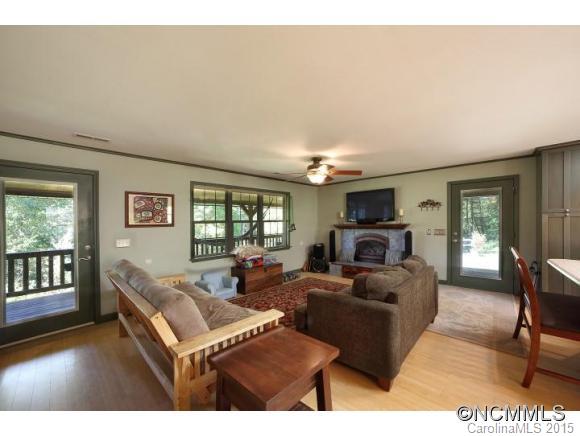 2066 Chinquapin Road Canton, NC 28716 - Photo 3 of 14