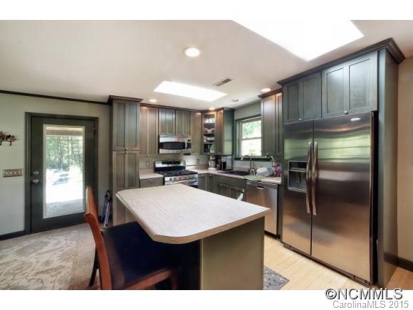 2066 Chinquapin Road Canton, NC 28716 - Photo 7 of 14