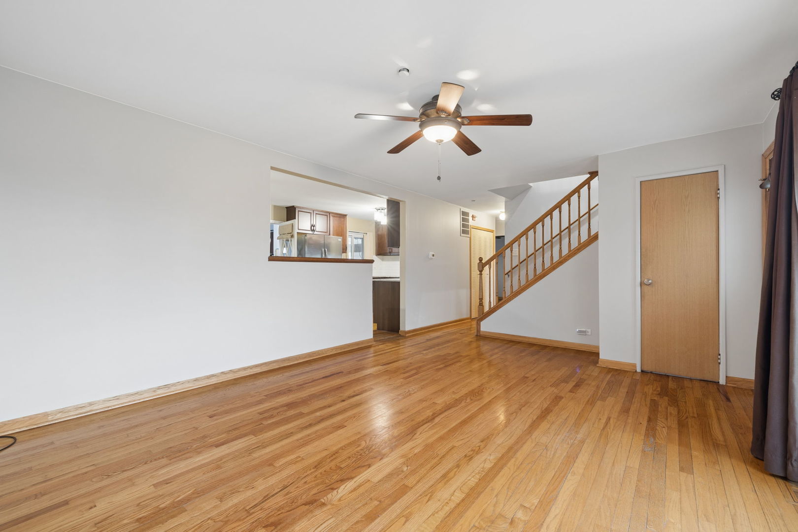 9136 Pembroke Lane Bridgeview, IL 60455 - Photo 5 of 30