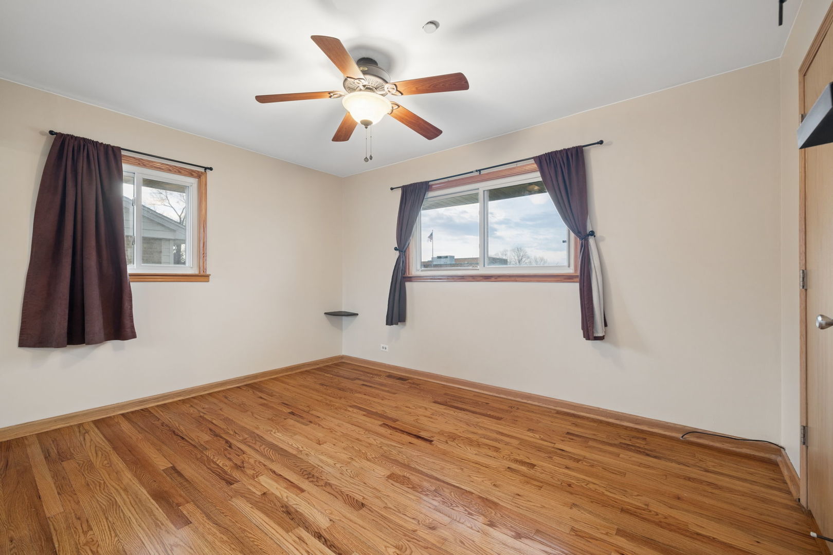 9136 Pembroke Lane Bridgeview, IL 60455 - Photo 9 of 30