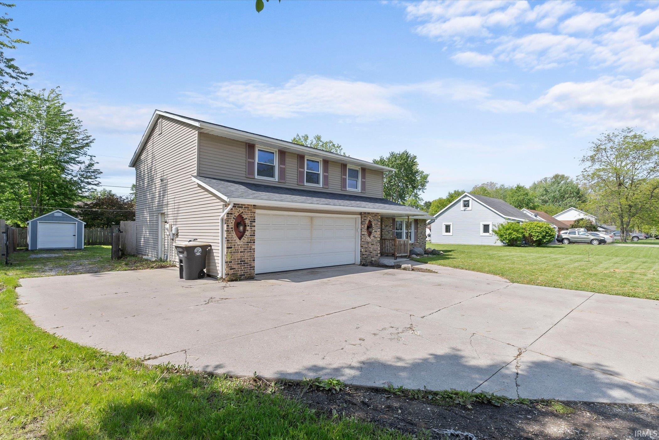 5316 Stellhorn Road Fort Wayne, IN 46815 - Photo 2 of 34