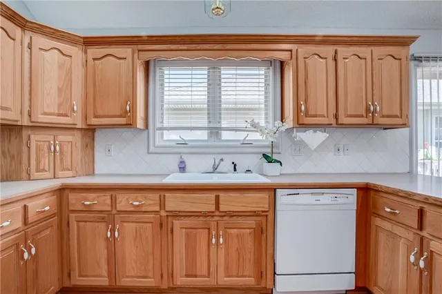 $340,000 | 7809 North Cherry Street, Kansas City, MO 64118