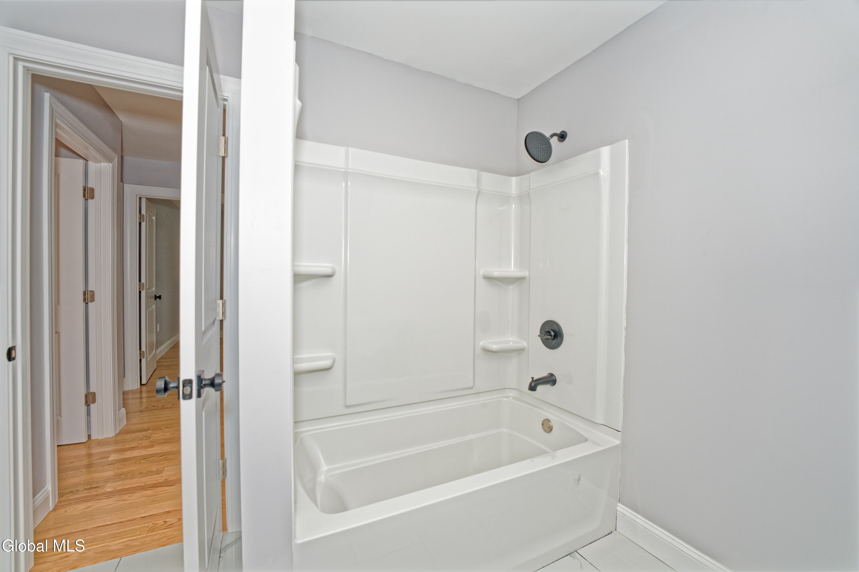 22 Natick Street Colonie, NY 12205 - Photo 23 of 29 Bathroom 2