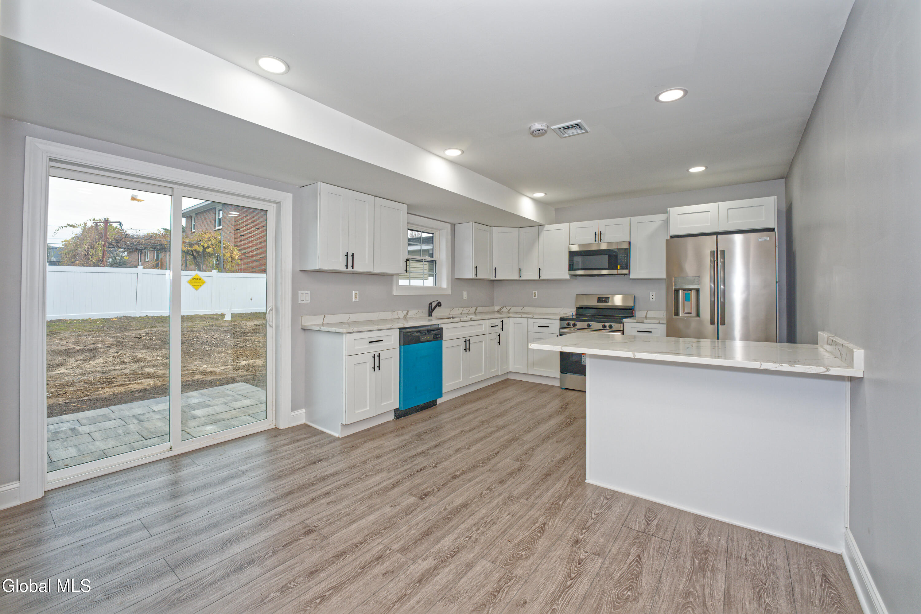 22 Natick Street Colonie, NY 12205 - Photo 9 of 29 2 Kitchen 1