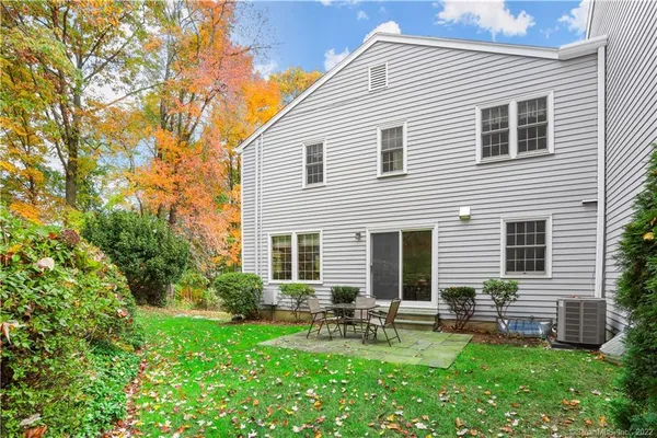 $5,500 | 60 Greenwich Hills Drive, Unit 60, Greenwich, CT 06831
