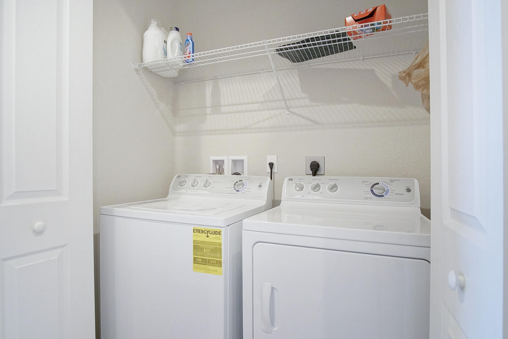 638 Southwest Glen Crest Way Stuart, FL 34997 - Photo 20 of 32 a utility room with dryer and washer