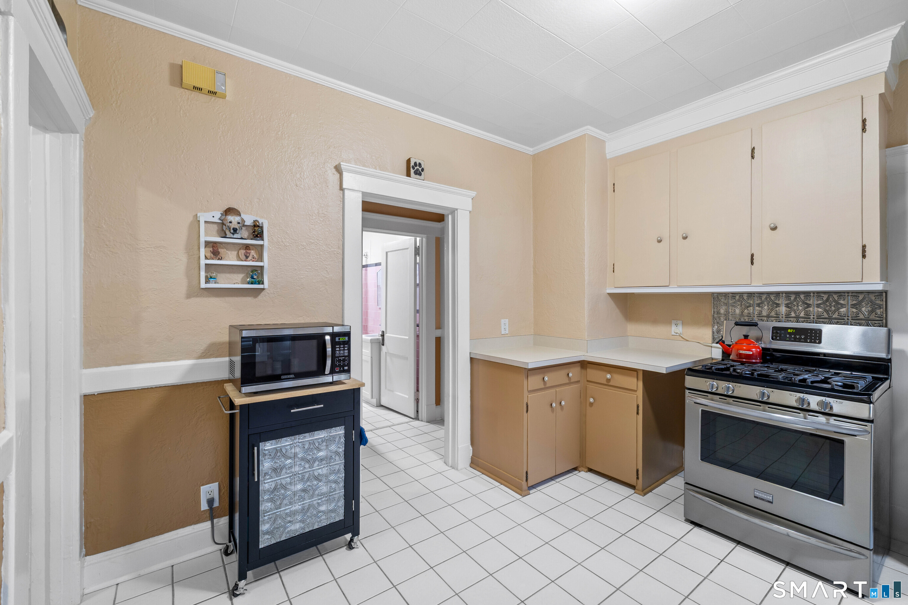1857 State Street, Unit 1 Hamden, CT 06517 - Photo 10 of 24