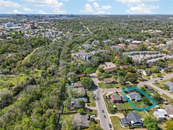 $2,000 | 2603 Briar Oaks Drive, Bryan, TX 77802