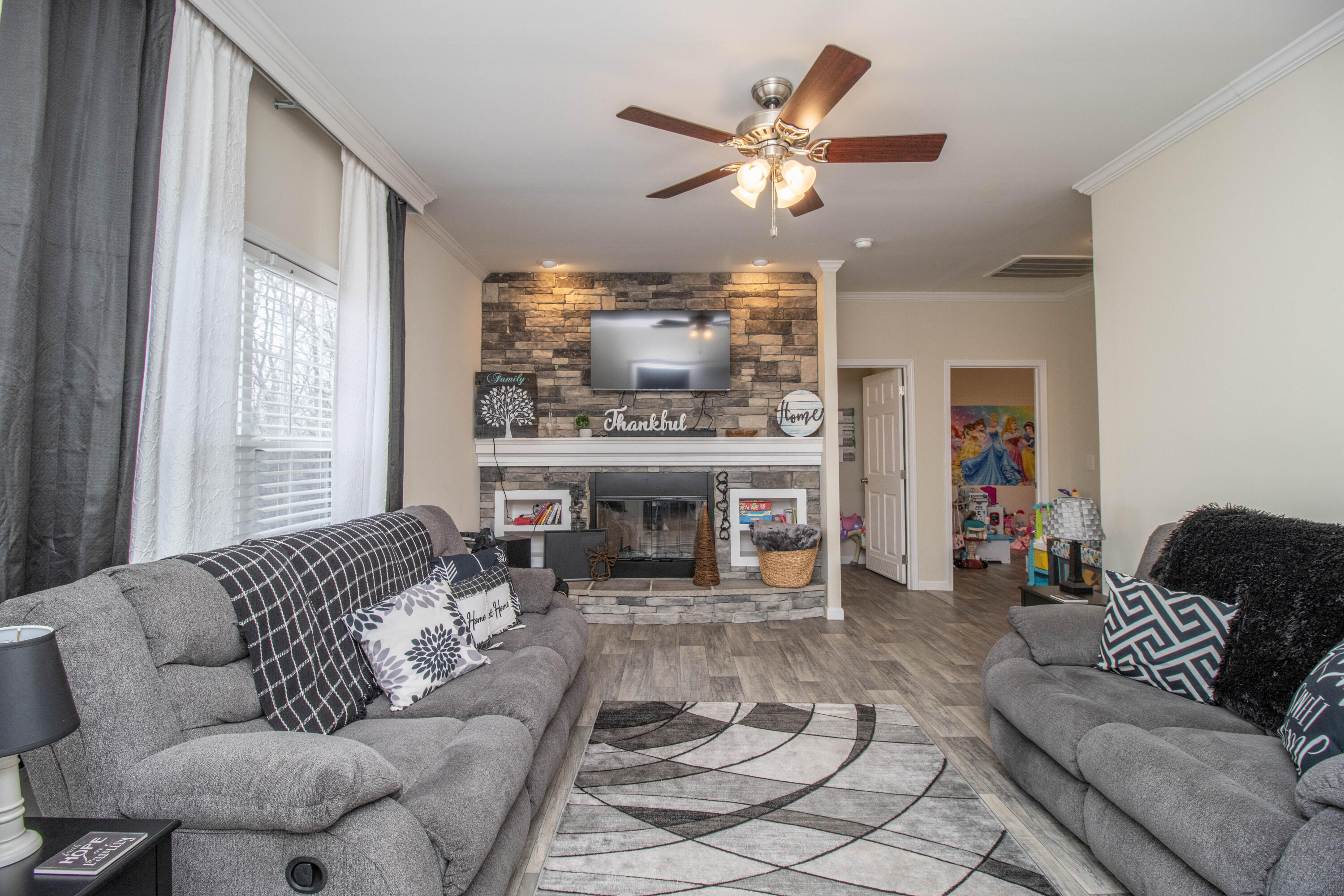643 Junction Farms Lane Berry, KY 41003 - Photo 23 of 42 Den