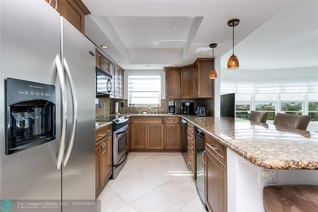 2500 Northeast 48th Lane, Unit 609 Fort Lauderdale, FL 33308 - Photo 14 of 36